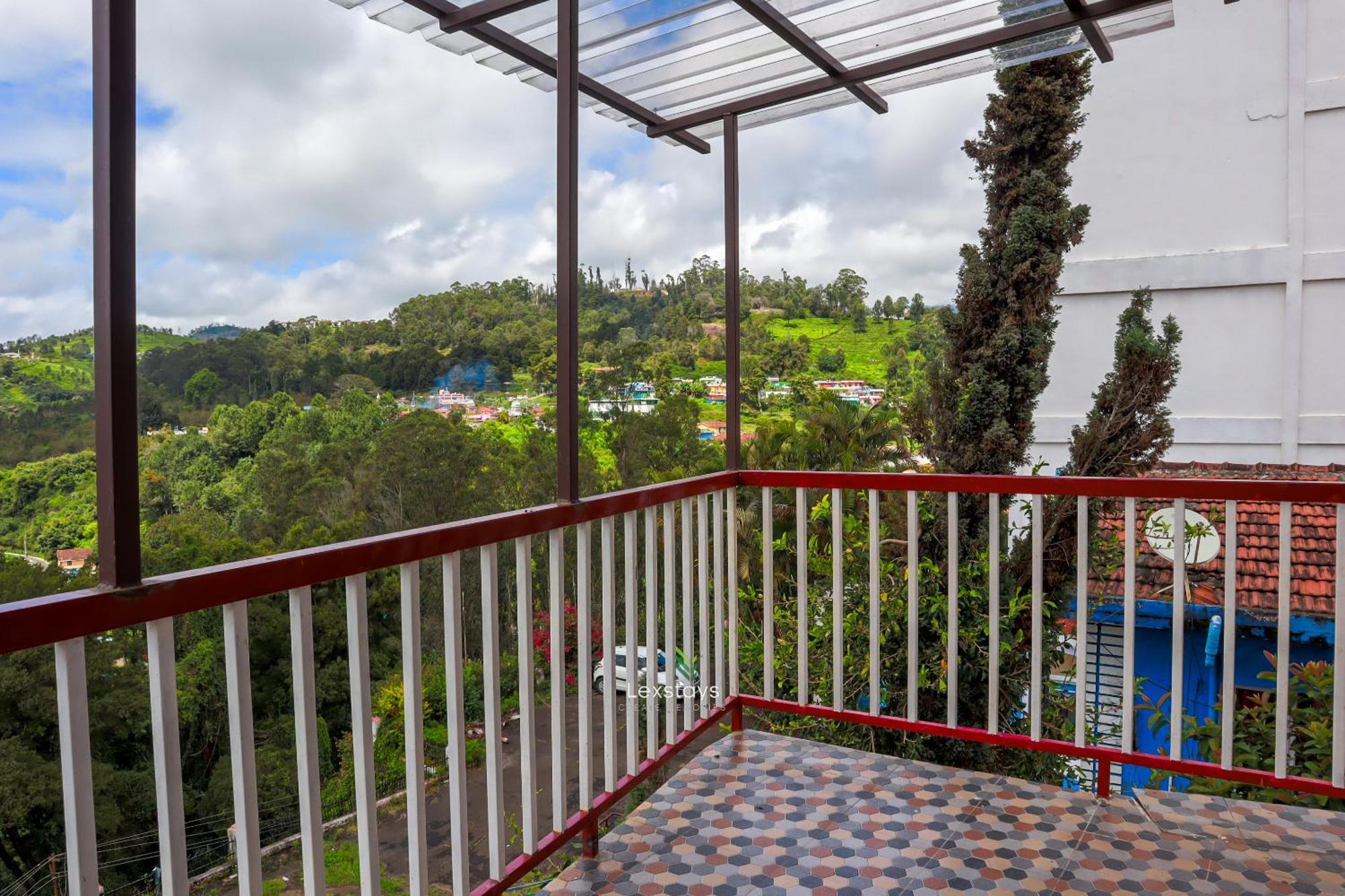Vijaya Deepa Guest House By Lexstays Coonoor Zewnętrze zdjęcie